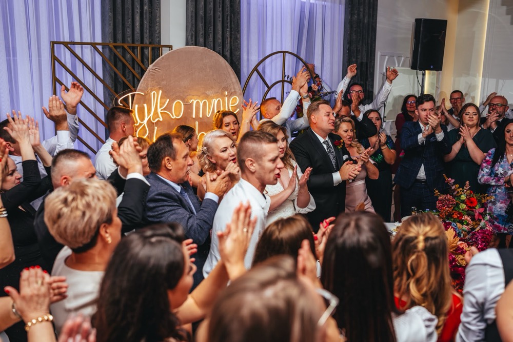 Fotografia ślubna Sześcian Wedding – naturalne emocje pary młodej fotografia naturalnosc