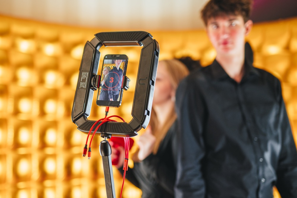 Fotobudka 360 podczas zabawy weselnej